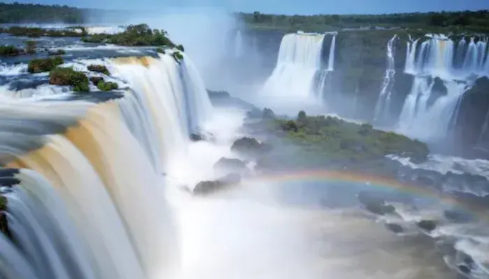 Iguaçu Falls - Places to travel in Brazil