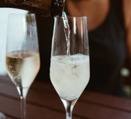 Sparkling wines: Understand its production, varieties and learn how to harmonize