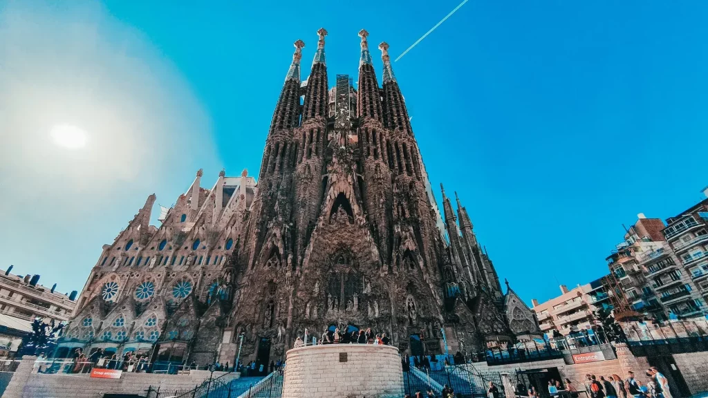 Sagrada Família, Barcelona - Espanha - Reproduçaõ Unsplash