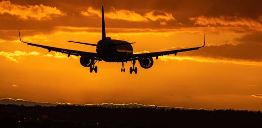 Early morning flight deals - Best tips to save on airline tickets